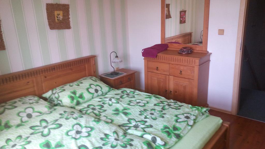 Country Club Konirna Hotel Šluknov Szoba fotó